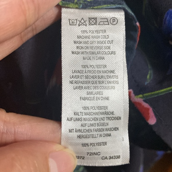 French connection - large floral blouse - Picture 4 of 4